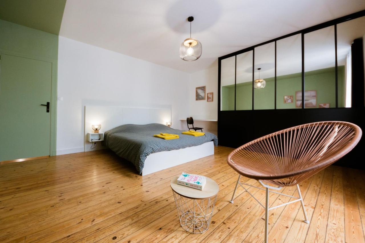 Вилла Le Logis A Mimine Montrevault Экстерьер фото
